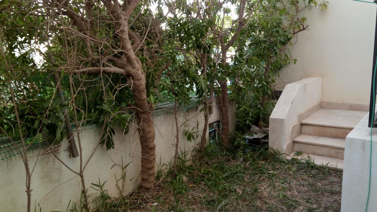 Happy House Ennasr Apartment Ariana Exterior photo